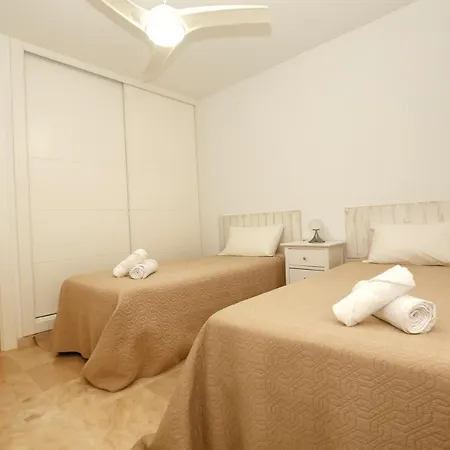 Adosada Guadalmina Alta Junto Campo De Golf *